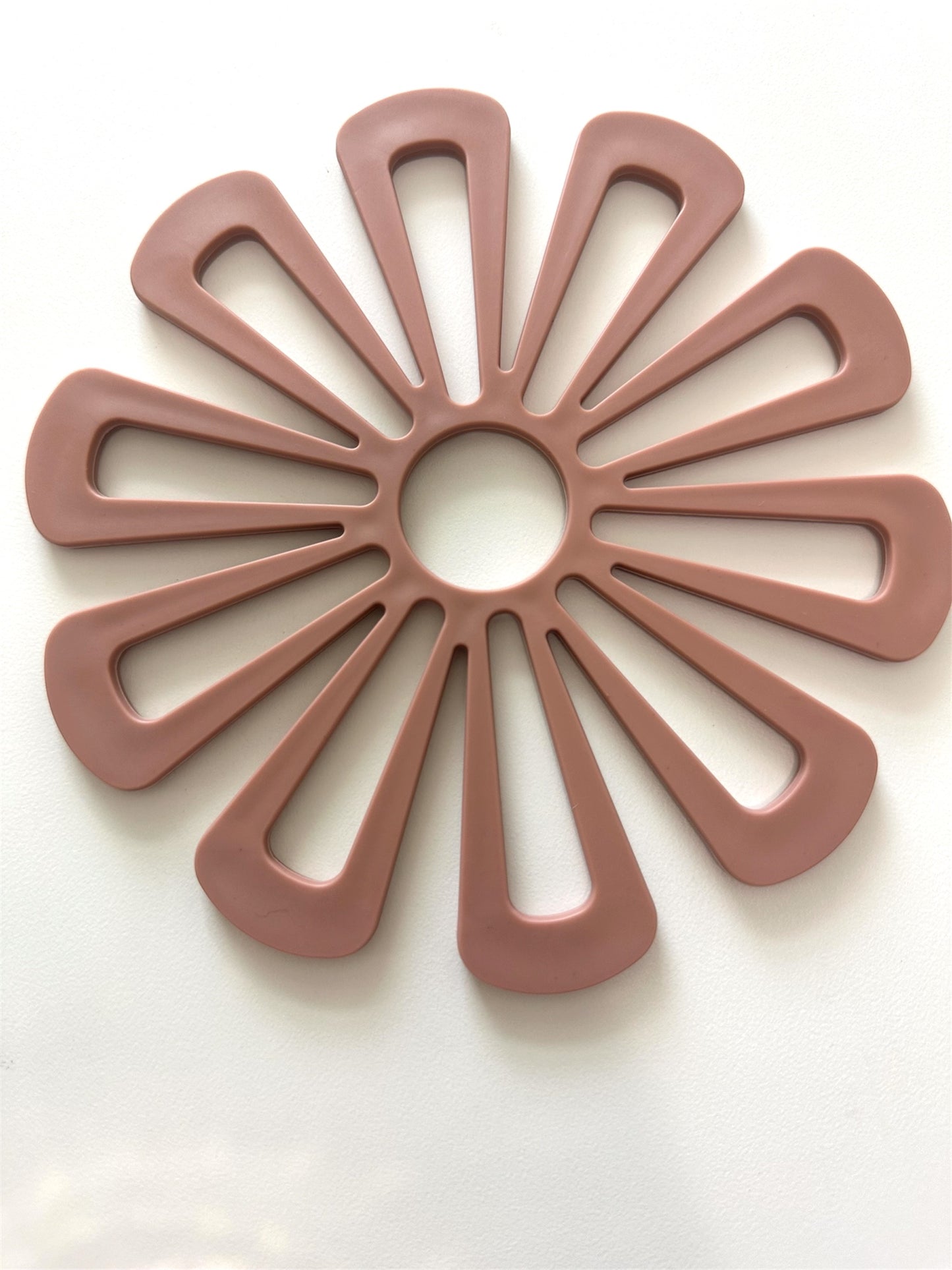 Flower Shape Silicone Trivet Mat and Pads - Gray