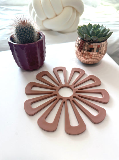 Flower Shape Silicone Trivet Mat and Pads  - Naked Powder